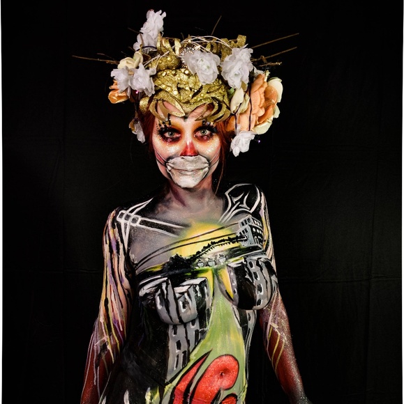 Poshmark Ambassador Heather @simplyme_toyou - Picture 8 of 8